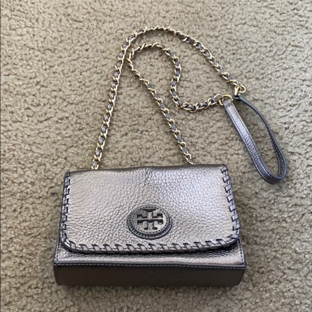 Silver Tory Burch crossbody.